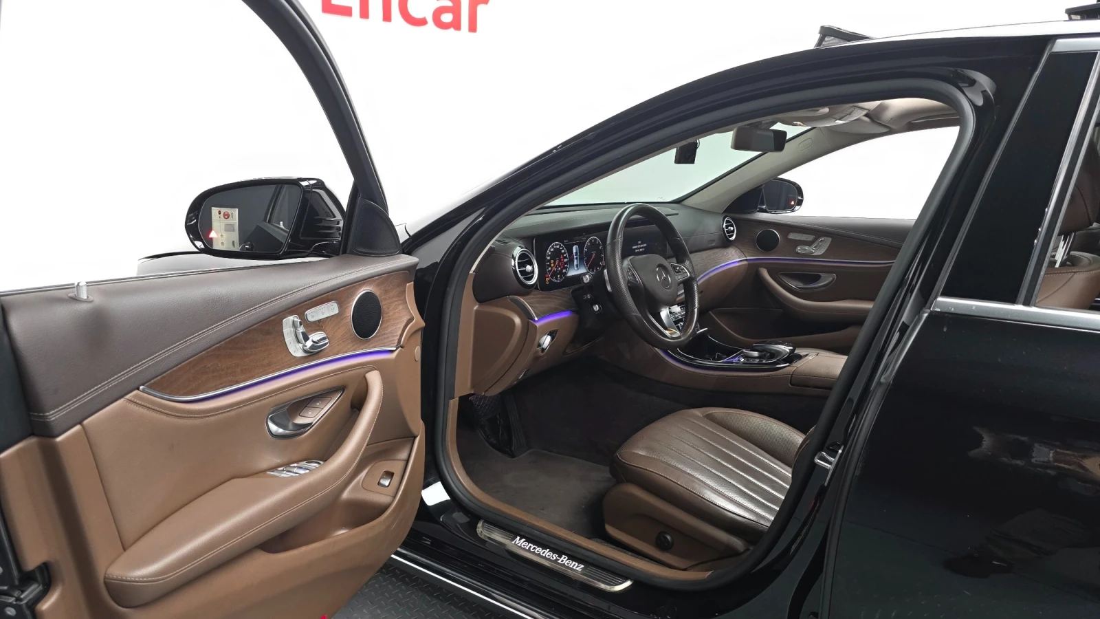 Mercedes-Benz E 300 E300 Exclusive, снимка 7 - Автомобили и джипове - 55541502
