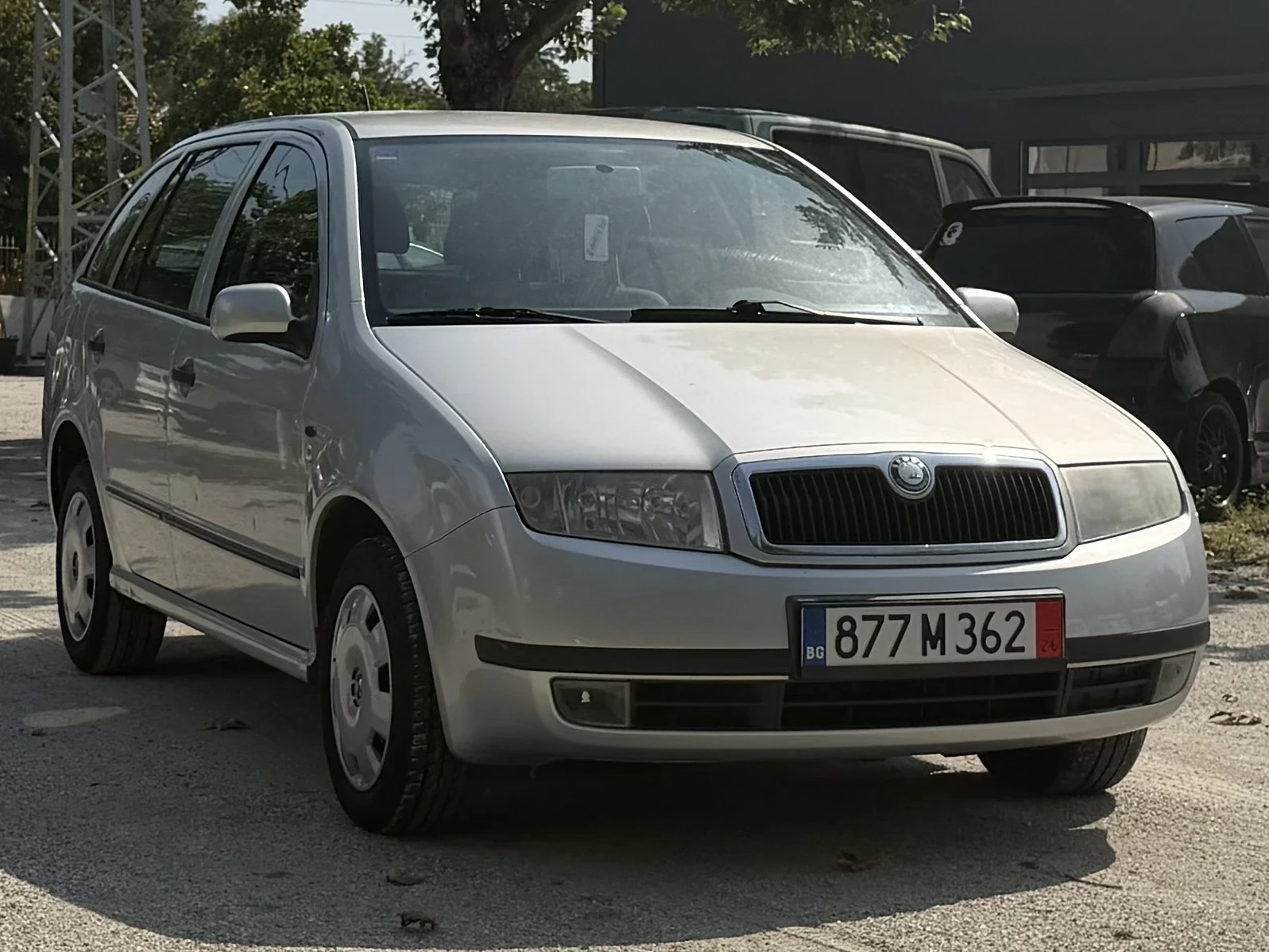 Skoda Fabia 1.4i/16V/126.000km!!!, снимка 3 - Автомобили и джипове - 55897615