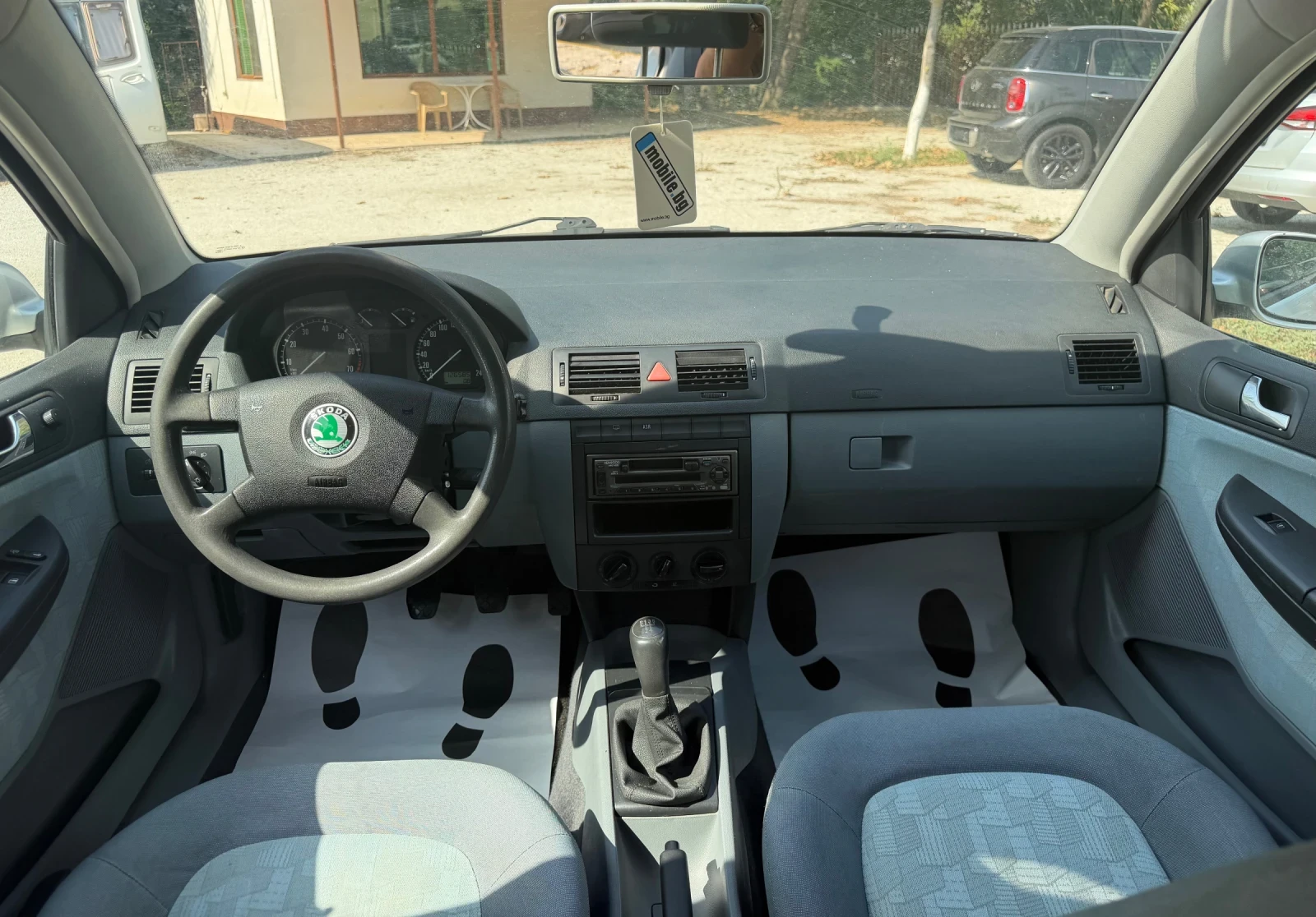 Skoda Fabia 1.4i/16V/126.000km!!!, снимка 9 - Автомобили и джипове - 55897615