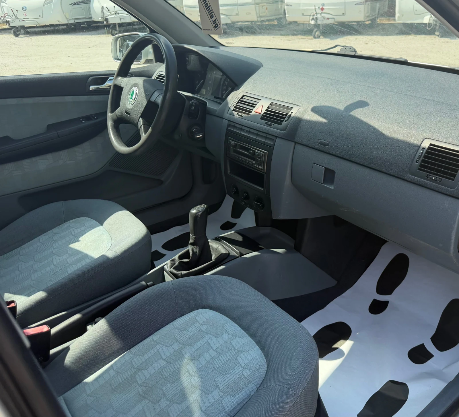 Skoda Fabia 1.4i/16V/126.000km!!!, снимка 13 - Автомобили и джипове - 55897615