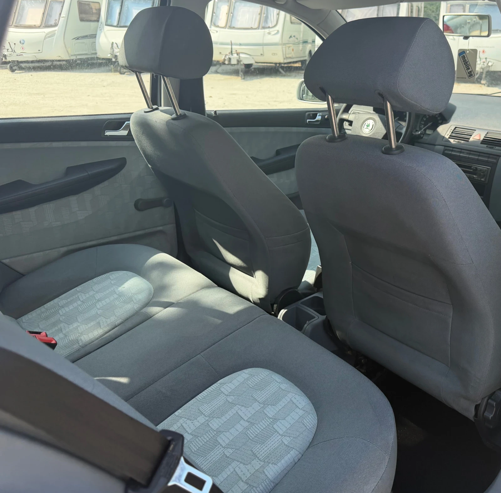 Skoda Fabia 1.4i/16V/126.000km!!!, снимка 8 - Автомобили и джипове - 55897615