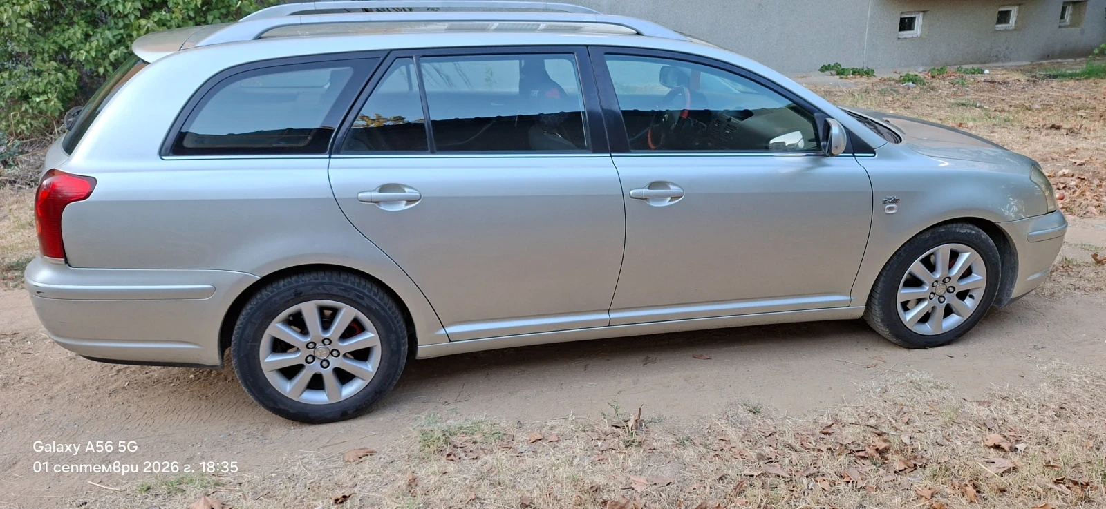 Toyota Avensis, снимка 13 - Автомобили и джипове - 55911668