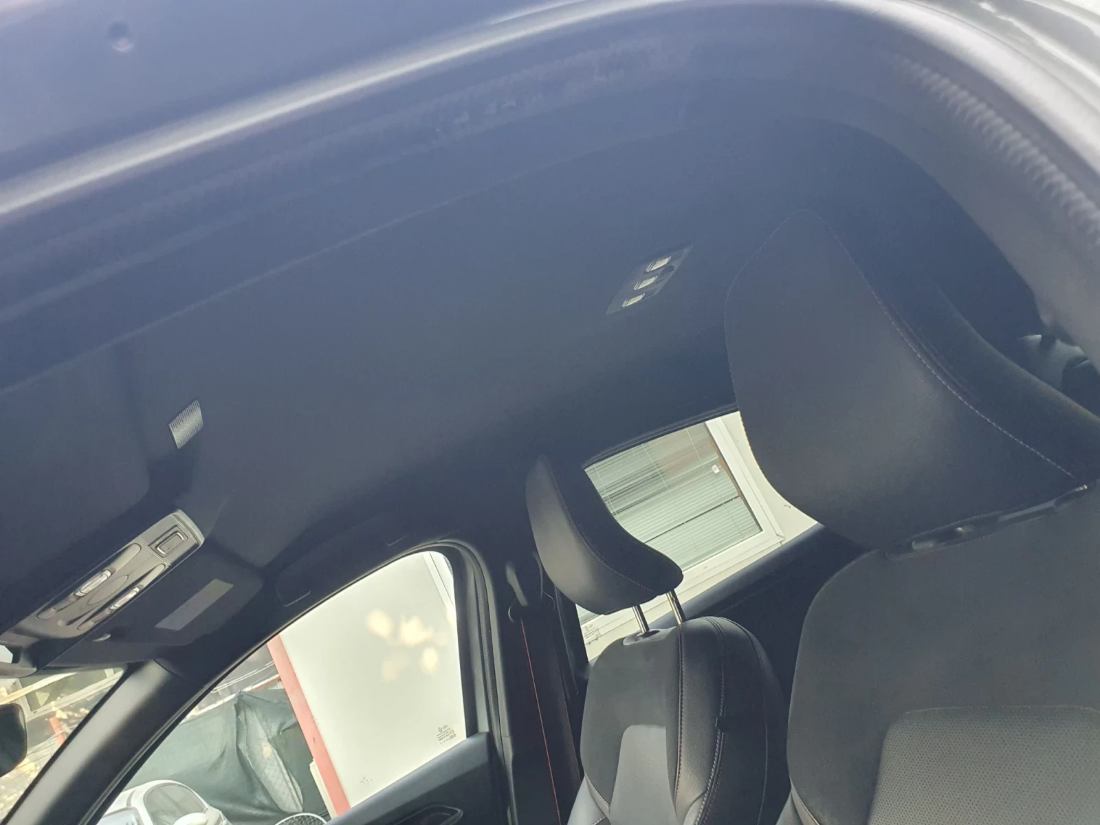 Renault Arkana 1.6 Hybrid RS line FULL FULL, снимка 10 - Автомобили и джипове - 56069215