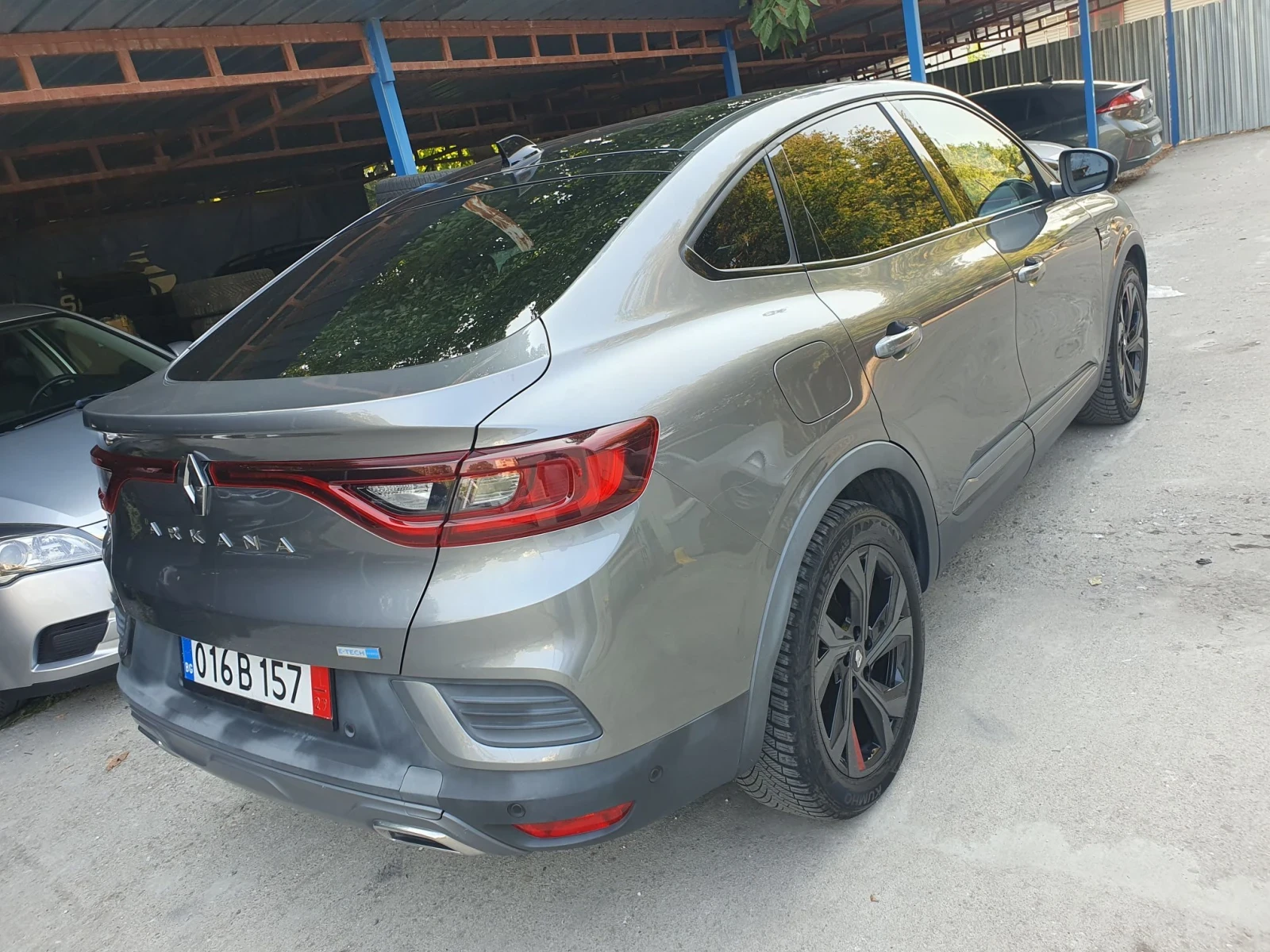 Renault Arkana 1.6 Hybrid RS line FULL FULL, снимка 5 - Автомобили и джипове - 56069215