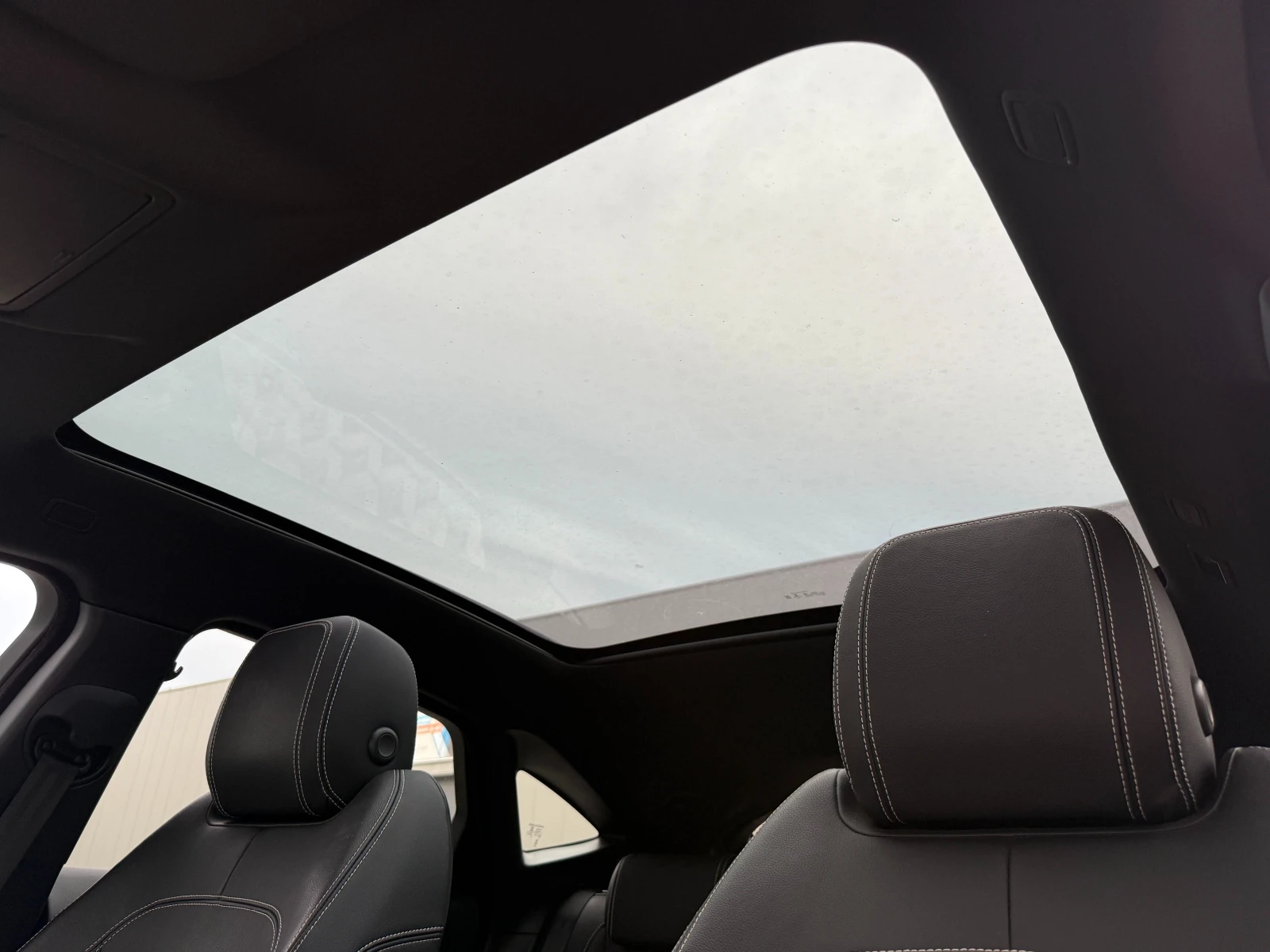 Jaguar E-pace 2.0 R-Dynamic S Leather Navi Panorama | Mobile.bg � ����������� 5