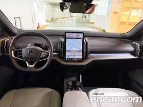 Volvo EX30, снимка 7