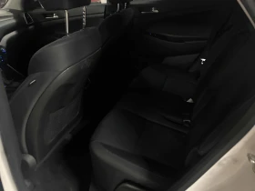 Hyundai Tucson Preferred* * 2.4* * AWD* * CARFAX* *  - 9900 € / 19362.72 лв. - 25874836 14