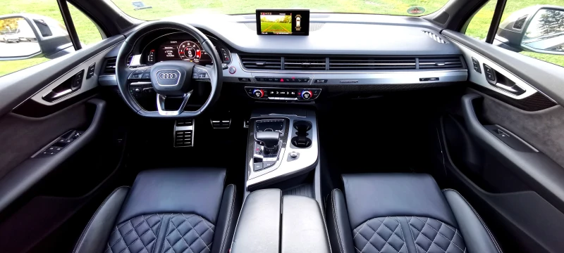 Audi SQ7 EXCLUSIVE NAVI/BOSE/MATRIX, снимка 13 - Автомобили и джипове - 52072245