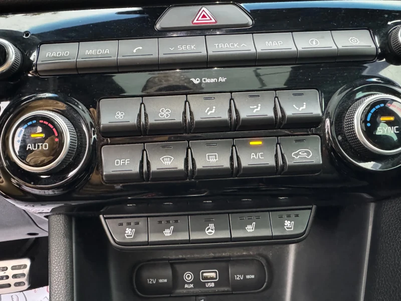 Kia Sportage GT-Line* Limited Edition* Сервизна история!, снимка 15 - Автомобили и джипове - 52072916