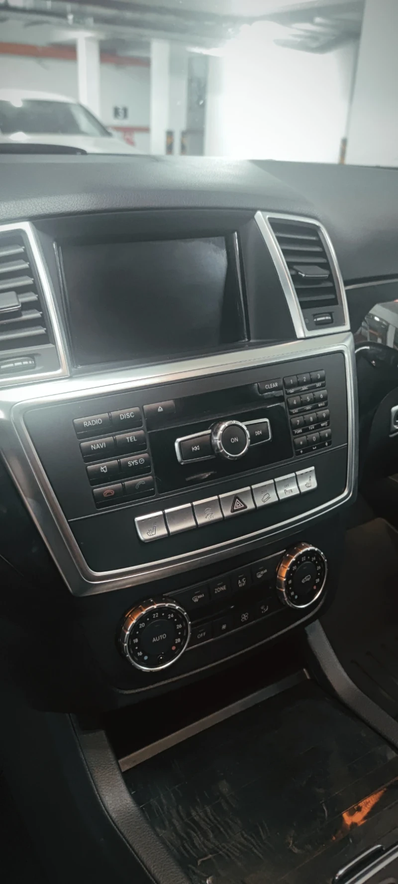 Mercedes-Benz ML 350 BlueTec. 4Matic. На Пружини.Реални 133км! , снимка 8 - Автомобили и джипове - 52262312