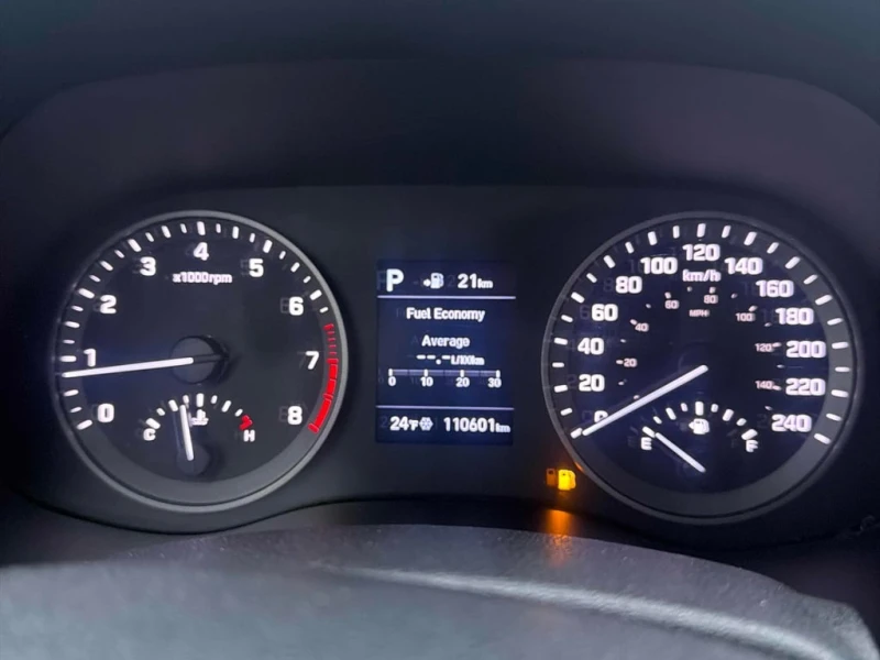 Hyundai Tucson * Essential * CARFAX * БЕЗ ПЪРВОНАЧАЛНА ВНОСКА, снимка 8 - Автомобили и джипове - 52989865