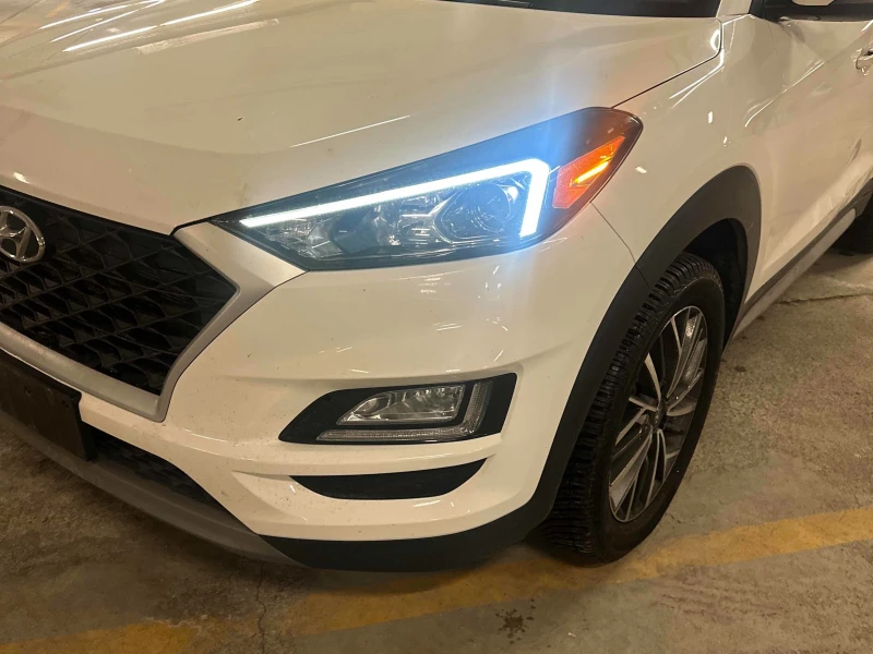 Hyundai Tucson Preferred* * 2.4* * AWD* * CARFAX* * , снимка 2 - Автомобили и джипове - 53119183