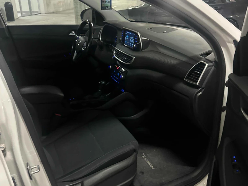 Hyundai Tucson Preferred* * 2.4* * AWD* * CARFAX* * , снимка 10 - Автомобили и джипове - 53119183