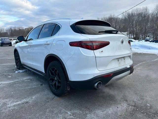 Alfa Romeo Stelvio, снимка 3 - Автомобили и джипове - 49388271