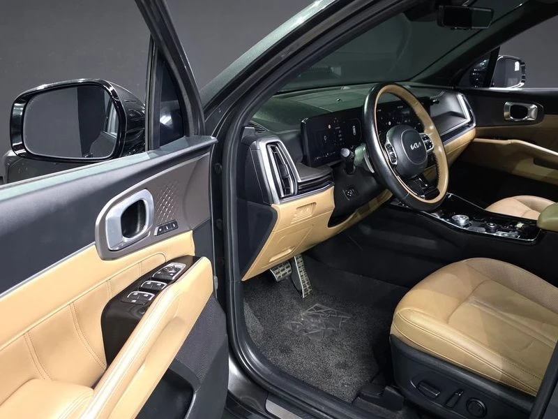 Kia Sorento HEV 1.6 4WD| 226к.с.| ВКЛ.ТЕХНОТЕСТ, снимка 10 - Автомобили и джипове - 55323606