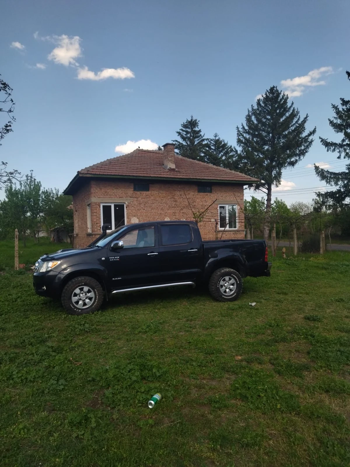 Toyota Hilux Pick up 4x4 - изображение 2