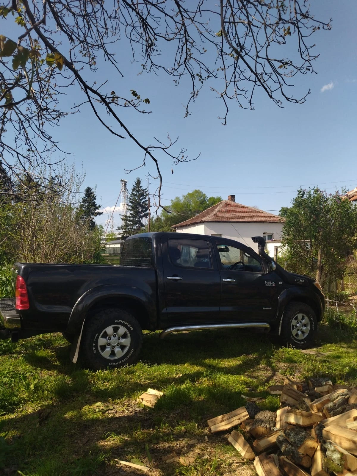 Toyota Hilux Pick up 4x4 - изображение 4