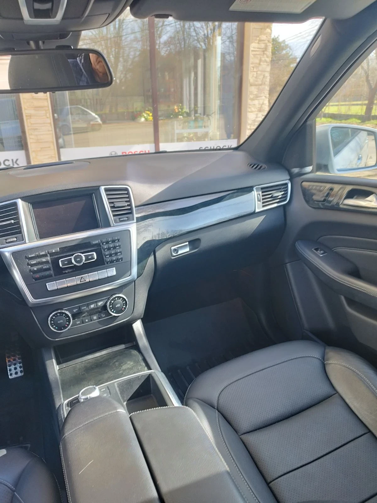 Mercedes-Benz ML 350 BlueTec. 4Matic. На Пружини.Реални 133км! , снимка 14 - Автомобили и джипове - 53439213