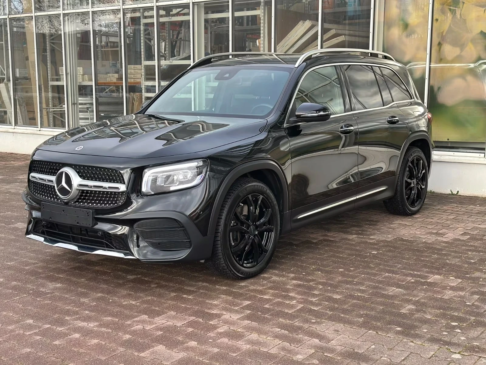 Mercedes-Benz GLB 220d* 4 Matic* AMG* ������* 7-������  | Mobile.bg � ����������� 2