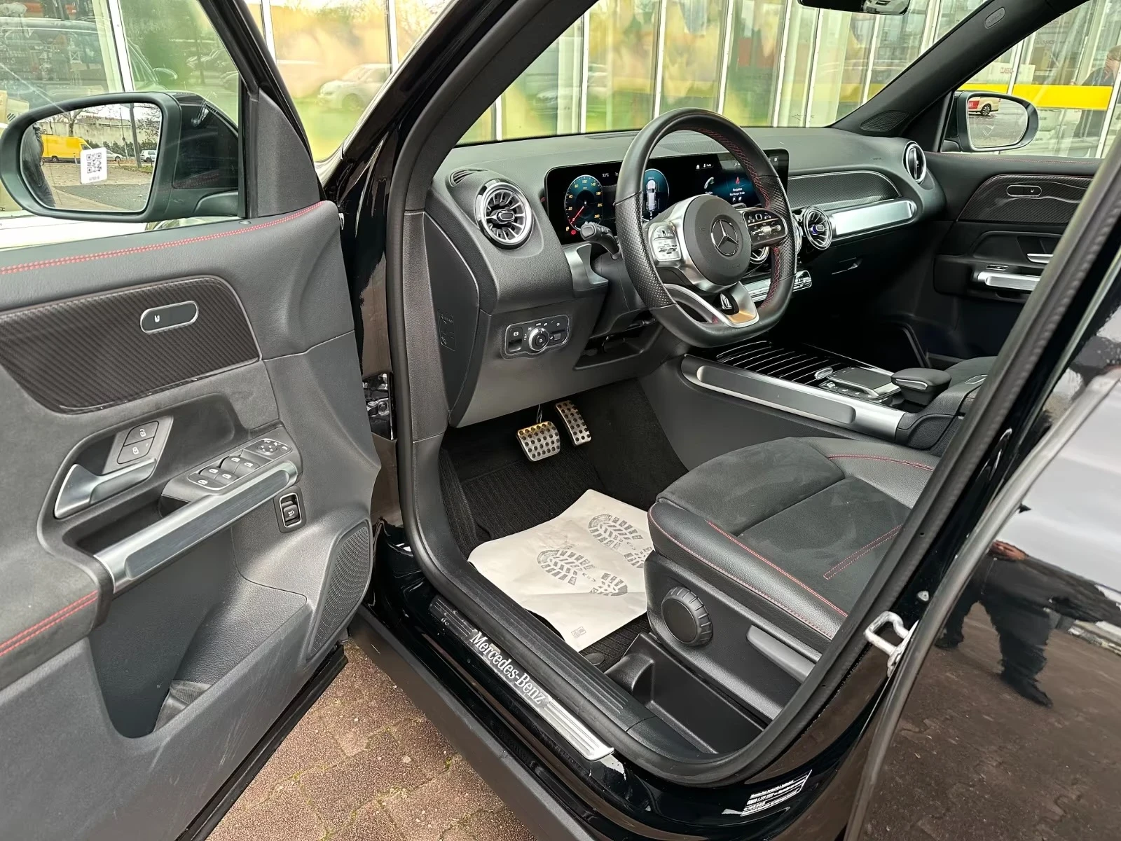 Mercedes-Benz GLB 220d* 4 Matic* AMG* ������* 7-������  | Mobile.bg � ����������� 7