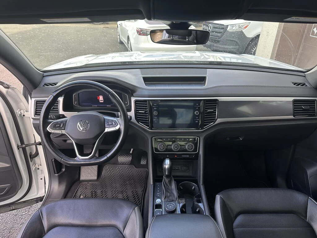 VW Atlas PREMIUM* DIGITAL* ПАМЕТ* 4 ПОДГРЕВА* ПАНОРАМА* , снимка 12 - Автомобили и джипове - 54347971