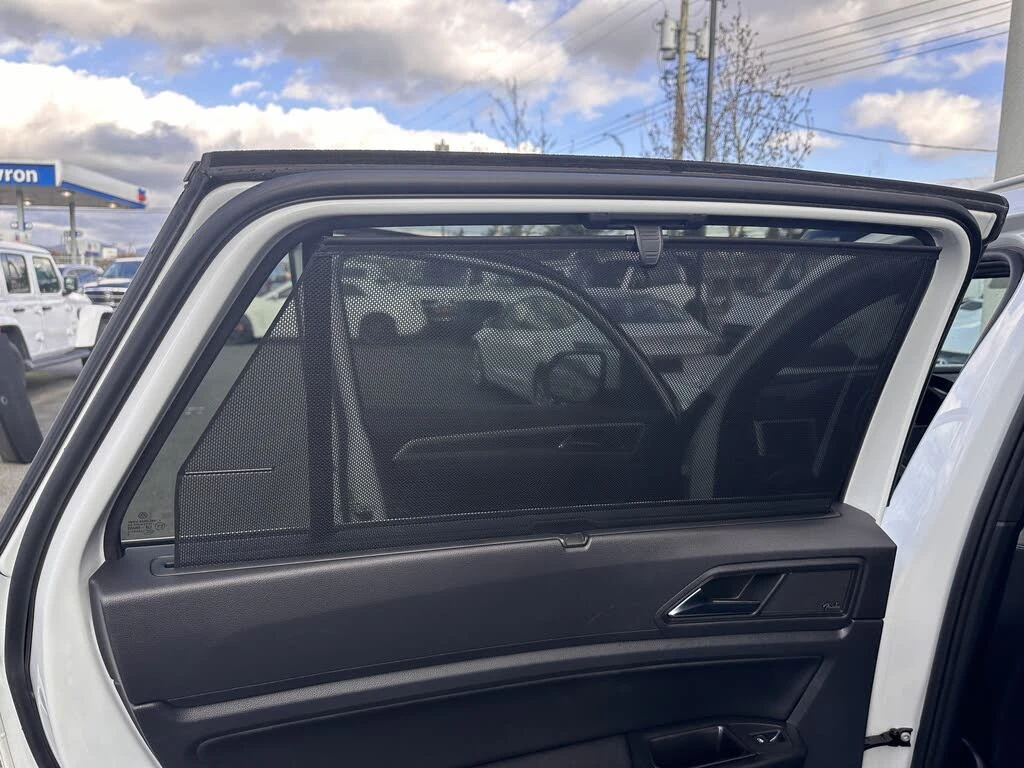 VW Atlas PREMIUM* DIGITAL* ПАМЕТ* 4 ПОДГРЕВА* ПАНОРАМА* , снимка 16 - Автомобили и джипове - 54347971