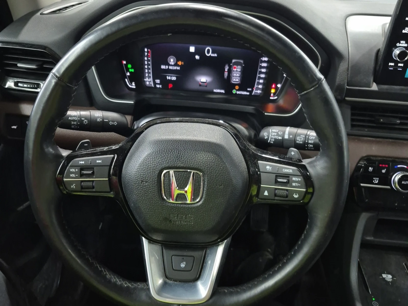 Honda Pilot TOURING * 7 МЕСТЕН * БЕЗ ИНЦИДЕНТИ * , снимка 7 - Автомобили и джипове - 54417747