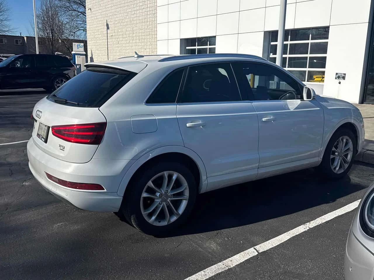 Audi Q3 * Technik * CARFAX * ЦЕНА ДО БГ, снимка 4 - Автомобили и джипове - 54608962
