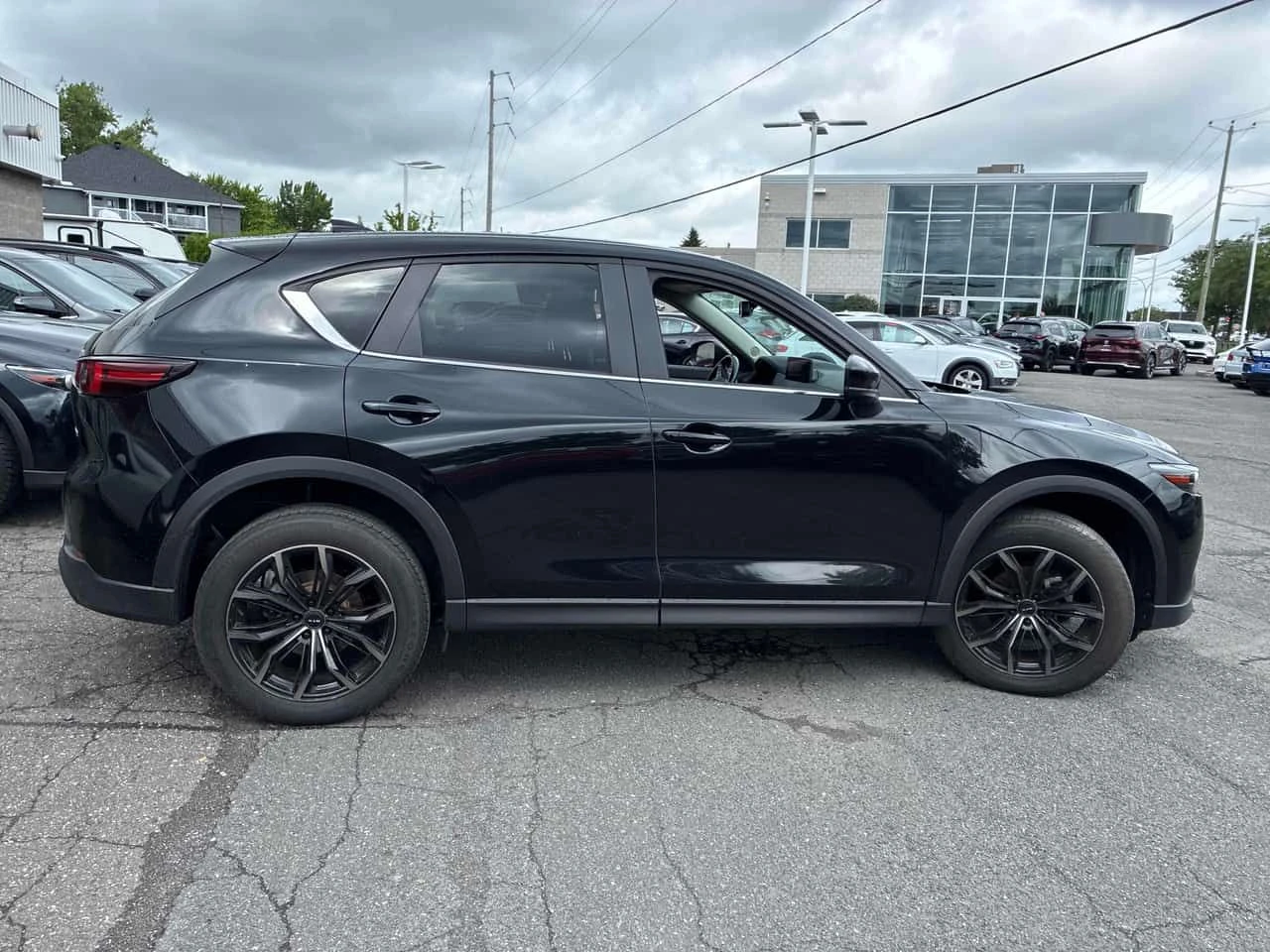 Mazda CX-5 * GS * АВТОКРЕДИТ БЕЗ ПЪРВОНАЧАЛНА ВНОСКА* , снимка 3 - Автомобили и джипове - 55138070