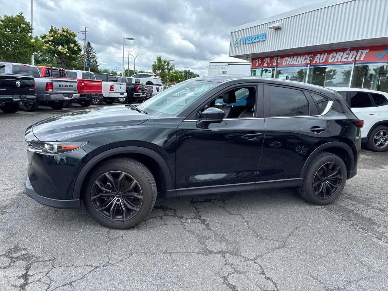 Mazda CX-5 * GS * АВТОКРЕДИТ БЕЗ ПЪРВОНАЧАЛНА ВНОСКА* , снимка 2 - Автомобили и джипове - 55138070