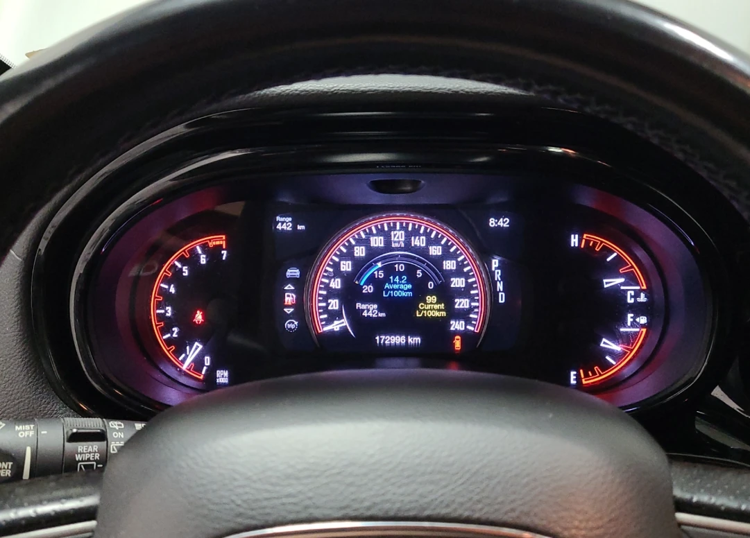 Dodge Durango SXT* AWD* Камера* Подгрев* 7-местен, снимка 12 - Автомобили и джипове - 55391996