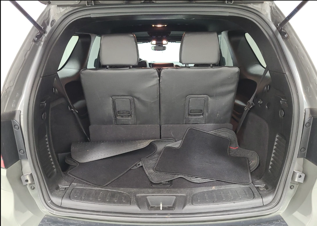 Dodge Durango SXT* AWD* Камера* Подгрев* 7-местен, снимка 16 - Автомобили и джипове - 55391996