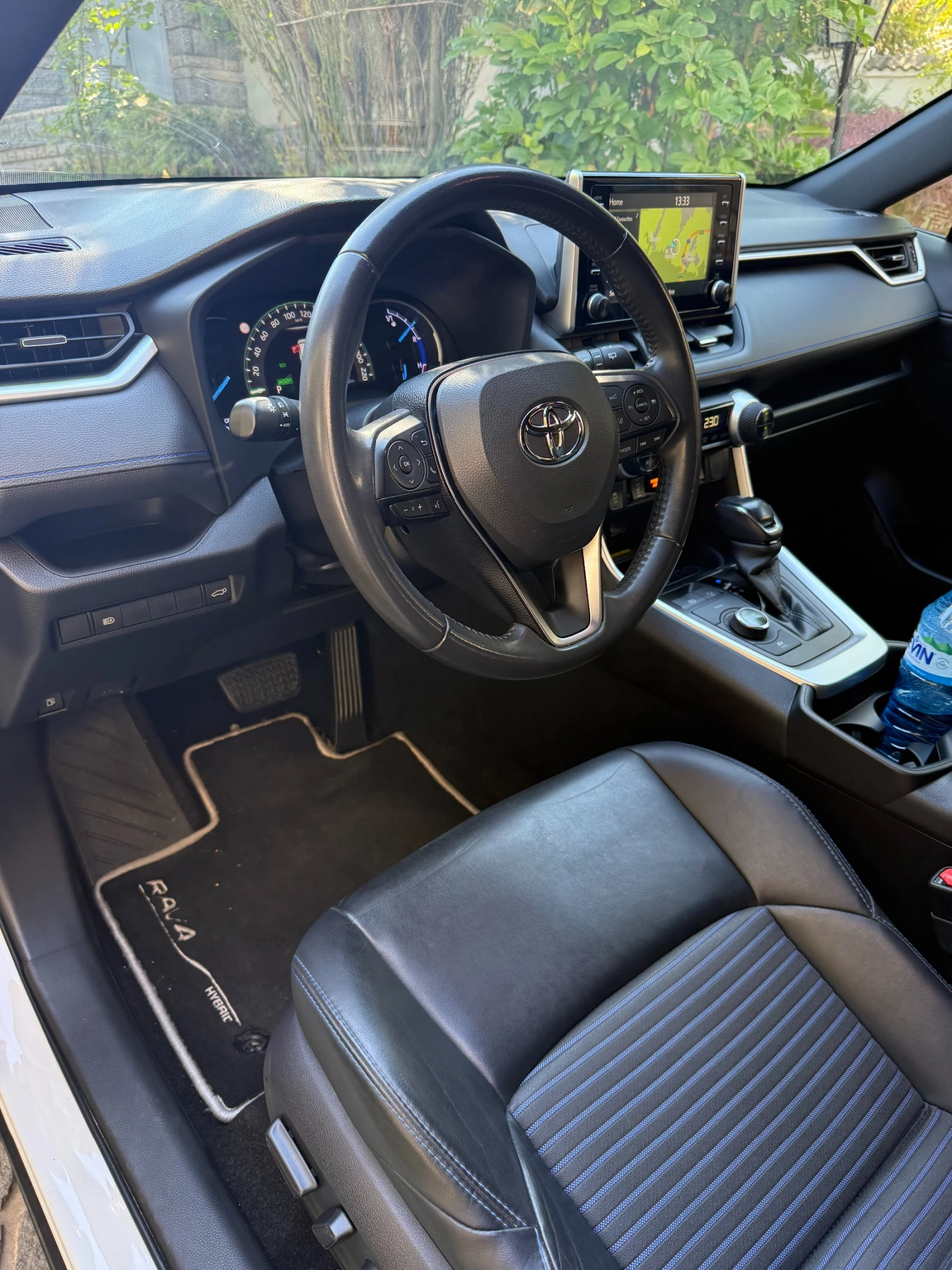 Toyota Rav4 Hybrid 2.5L ����� ����������, �������� �������  | Mobile.bg � ����������� 12