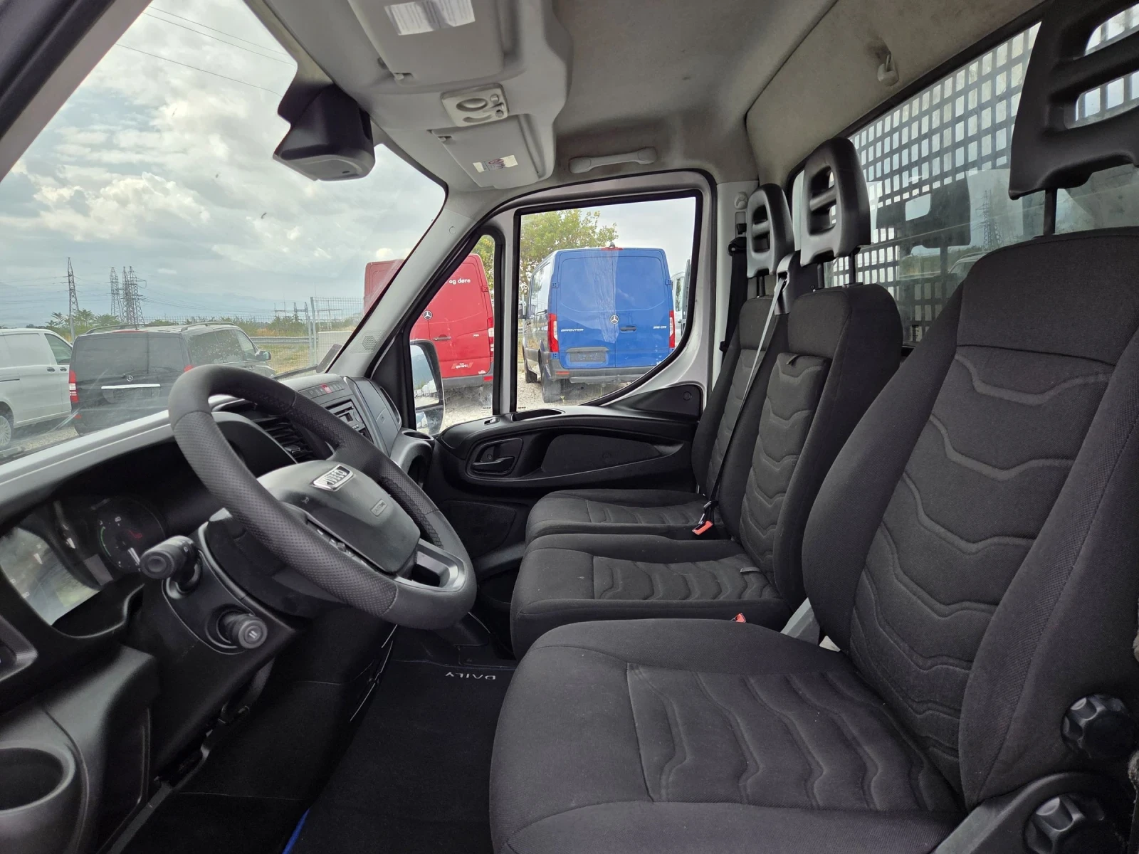 Iveco Daily 35c15, Климатик, До 3.5 тона, 4.90 метра - изображение 9