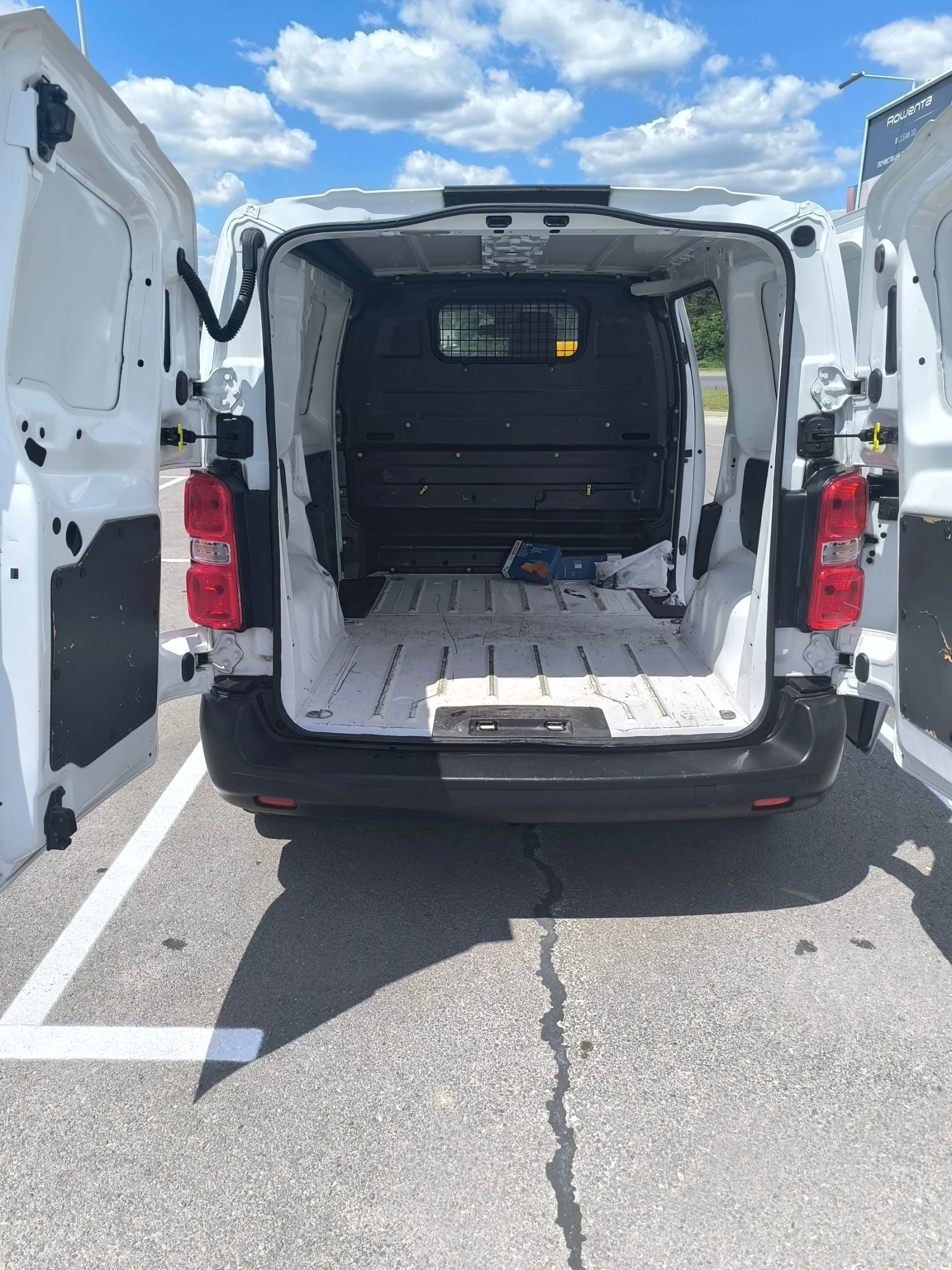 Toyota Proace, снимка 6 - Бусове и автобуси - 55001687