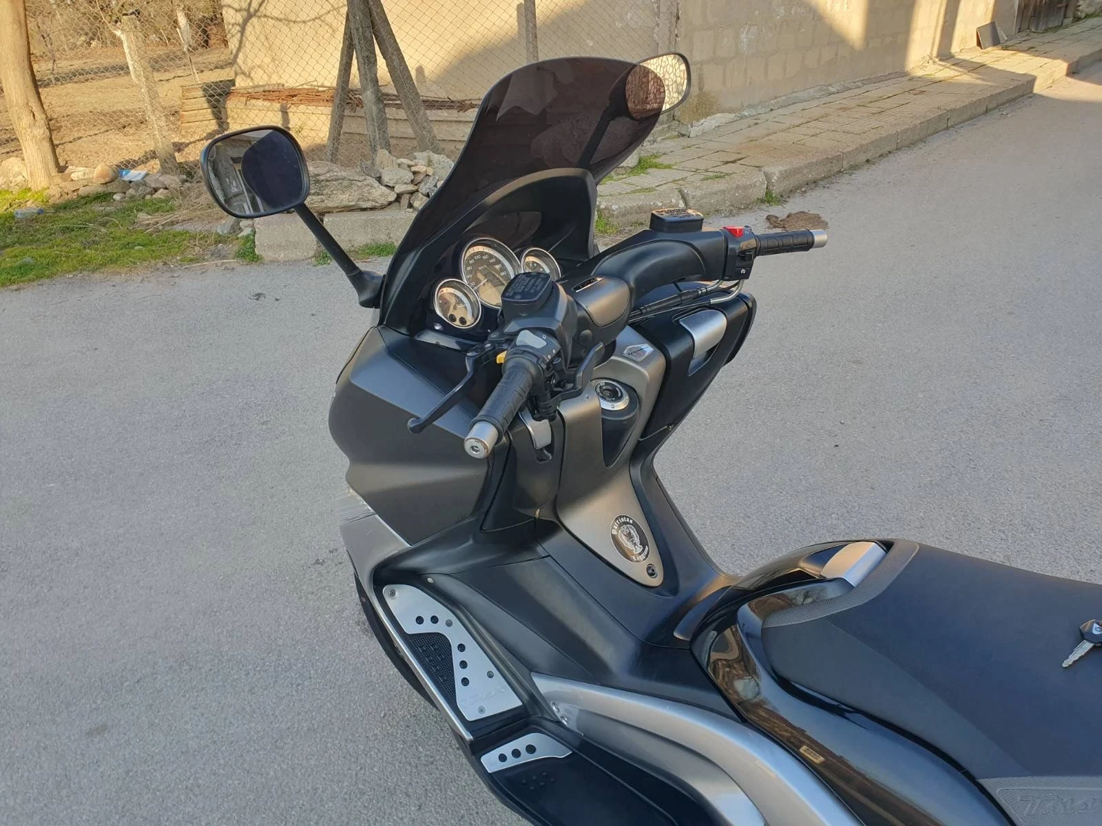 Yamaha T-max Techmax Special Edition, снимка 2 - Мотоциклети и мототехника - 54624754