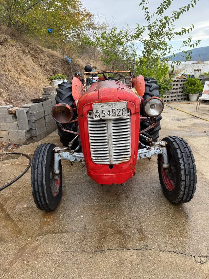 Трактор Massey IMT 533