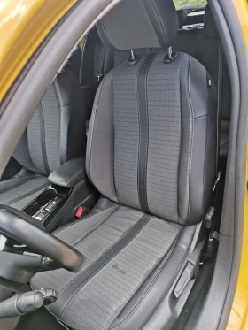 Peugeot 208 е/136HP/50KWH/LED/AUTOMATIC, снимка 11