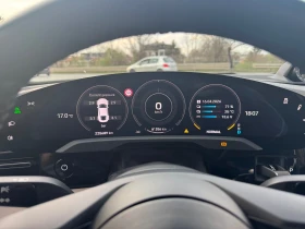 Porsche Taycan Turbo S 761, снимка 10