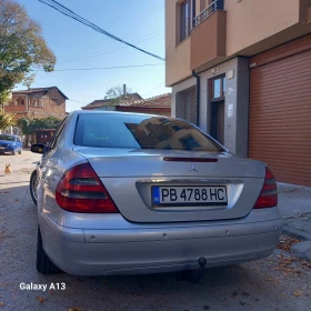 Mercedes-Benz E 220, снимка 5