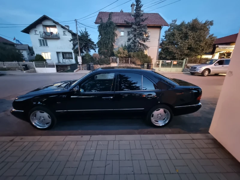 Mercedes-Benz E 280 Е 280, снимка 14 - Автомобили и джипове - 48693705