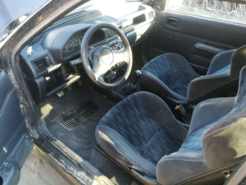 Ford Fiesta 1.8 16V, снимка 3 - Автомобили и джипове - 48916401