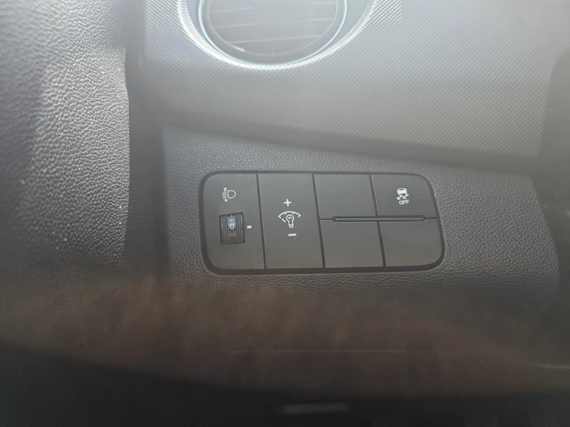 Hyundai I10 1.0 TCe 67 hp, снимка 10 - Автомобили и джипове - 51556035