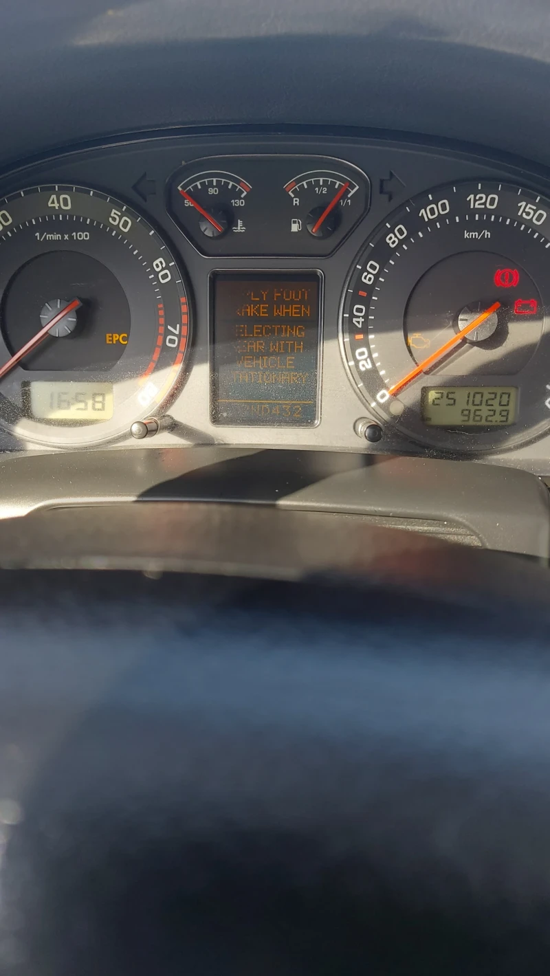 Skoda Superb, снимка 9 - Автомобили и джипове - 52645919