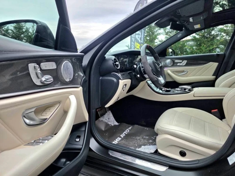 Mercedes-Benz E 63 AMG  S 4 MATIC+ EDITION FULL CARBON CERAMIC ЛИЗИНГ 100, снимка 11 - Автомобили и джипове - 52190602