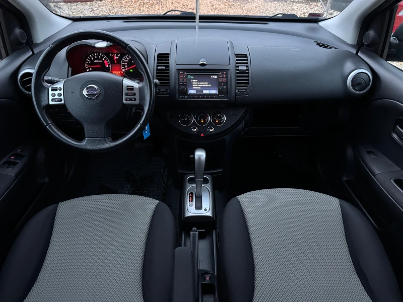 Nissan Note 1.6 Автоматик, снимка 10 - Автомобили и джипове - 52373149