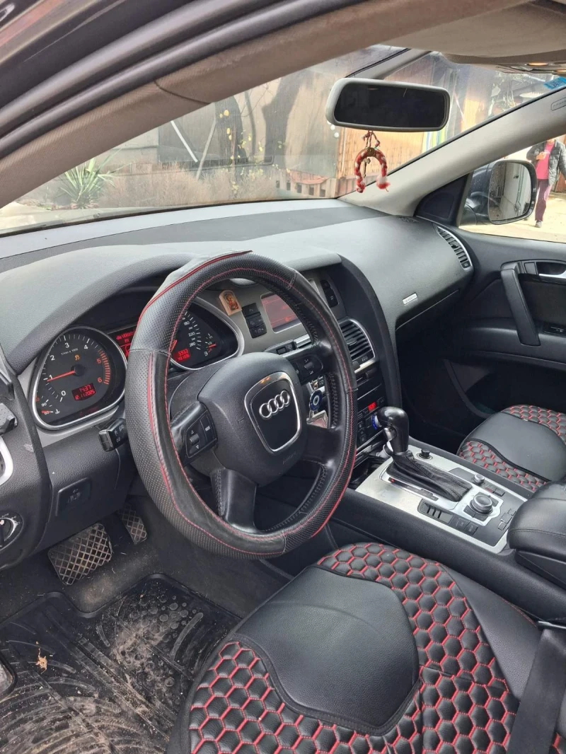 Audi Q7, снимка 4 - Автомобили и джипове - 52477030