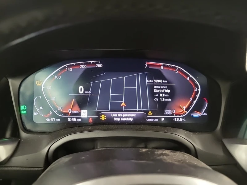 BMW 330 * 330I XDRIVE * CARFAX * БЕЗ ПЪРВОНАЧАЛНА ВНОСКА, снимка 10 - Автомобили и джипове - 53076404