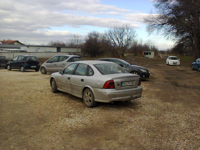 Opel Vectra 2.0 TD - 82 коня КЛИМАТИК, снимка 10 - Автомобили и джипове - 53100251