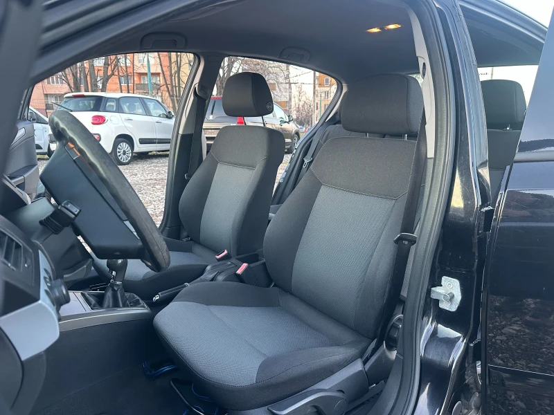 Opel Astra 1, 4i 90kc TOPPP, снимка 9 - Автомобили и джипове - 53112973